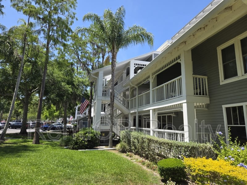 2533 Dolly Bay Drive