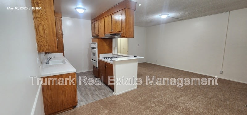 301 N Cedar St
