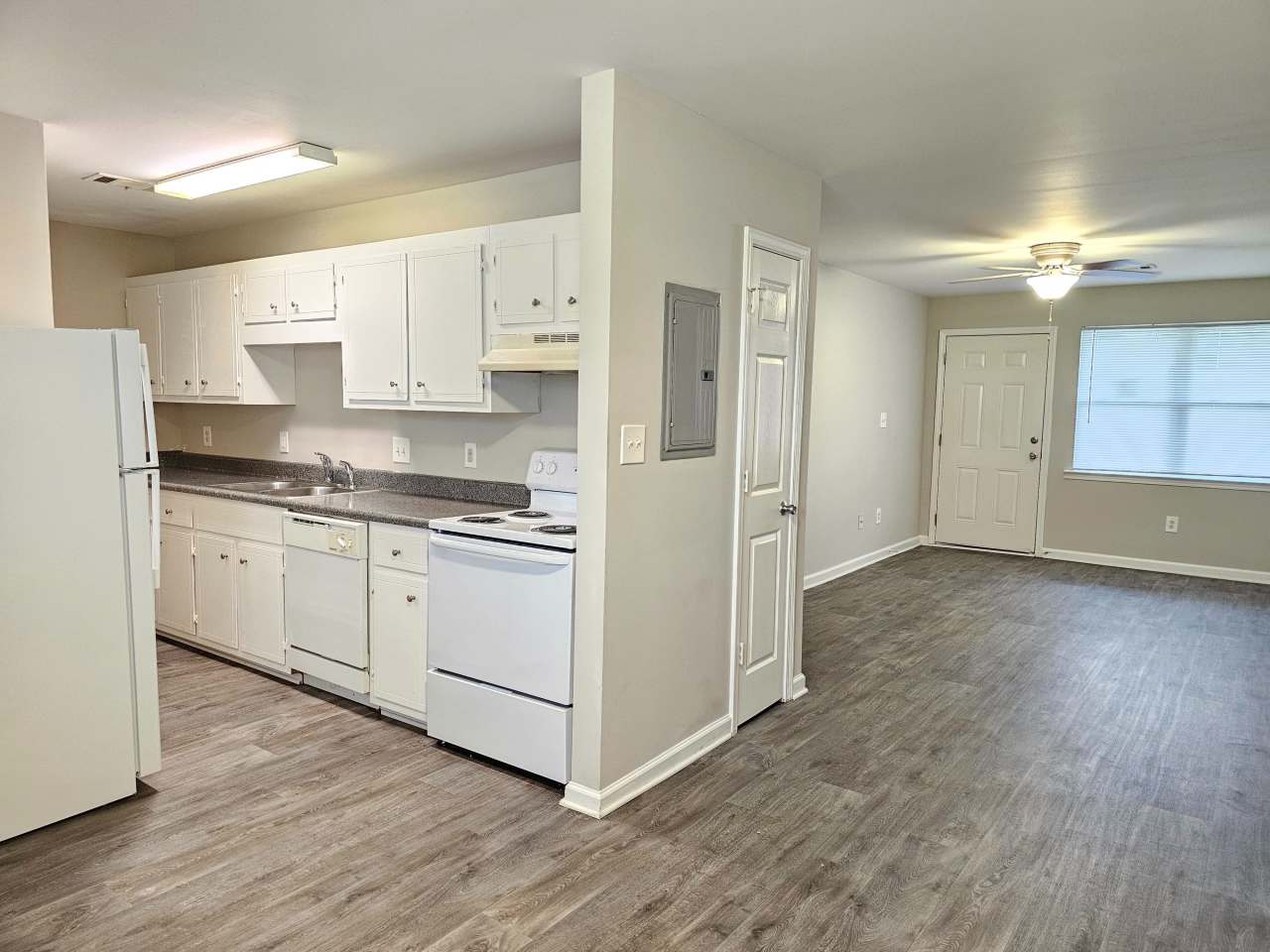 Stonegate Apartments