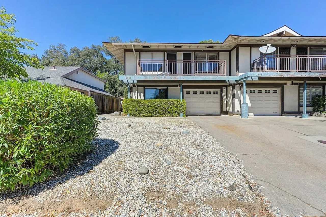 2645-2649 S Whitney Blvd