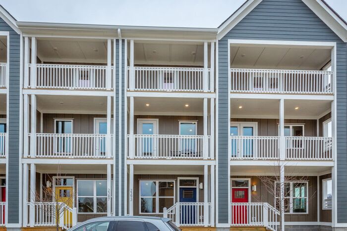 2362 East 18th Street Place