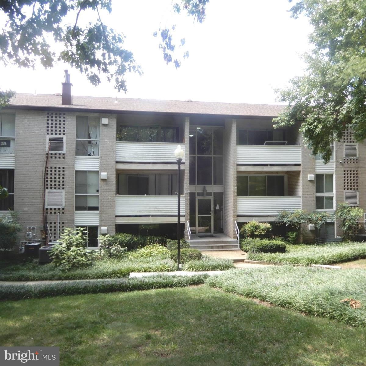 5618 BLOOMFIELD DRIVE