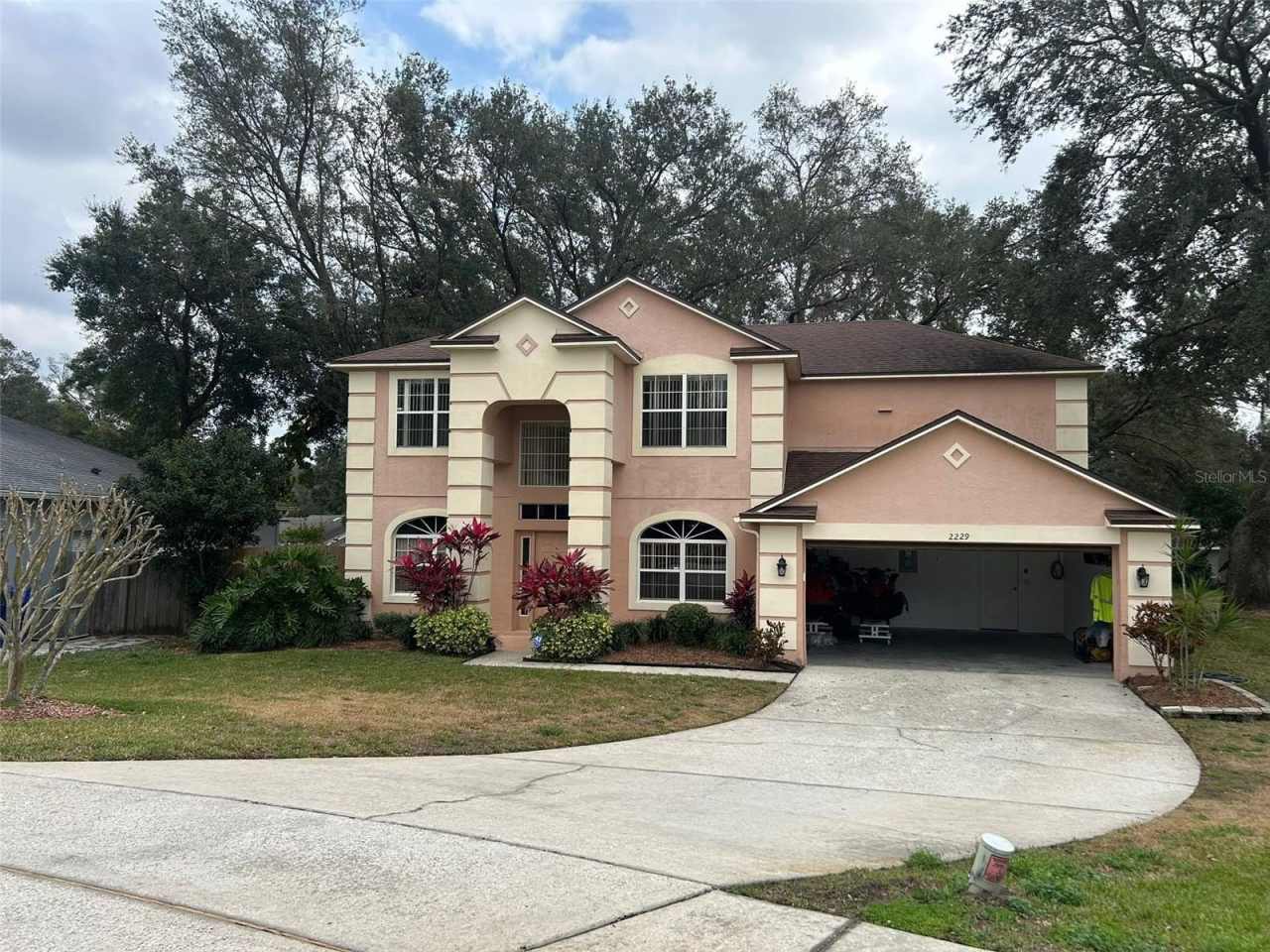 2229 GRAND POPLAR STREET