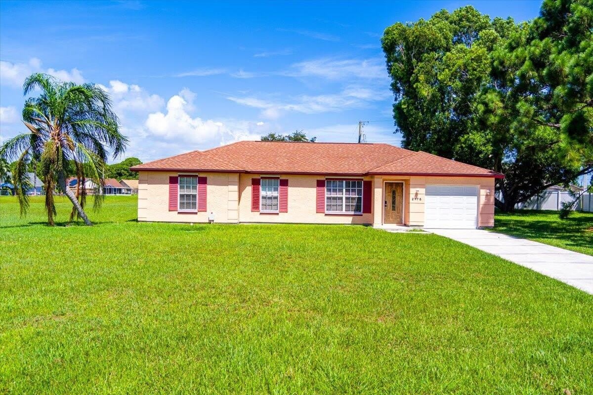 2175 SE Heathwood Circle