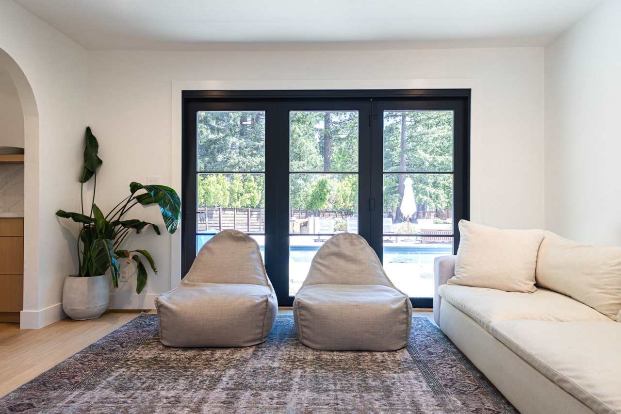 STUNNING ALAMO GLEN HOME WITH PRIVATE PICKLEBALL COURT!