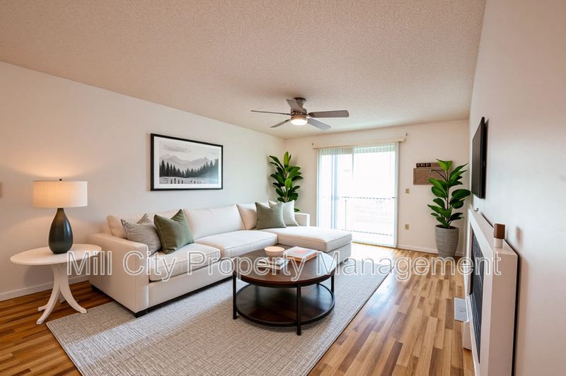 8 Northbrook Dr - 805