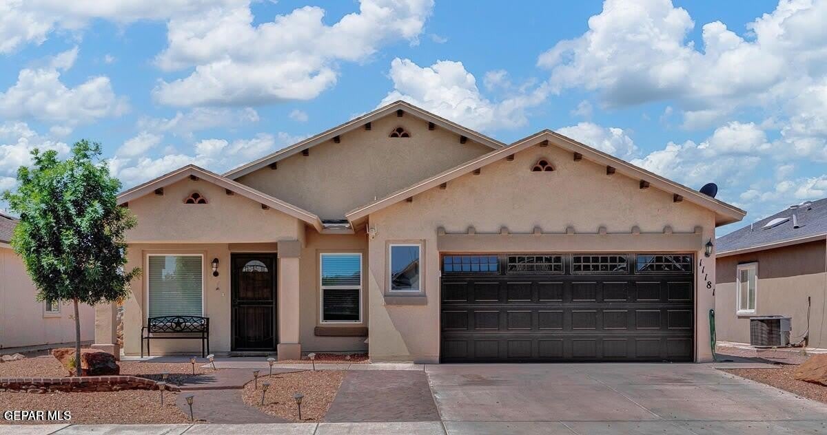 11181 Cielo Mar Drive