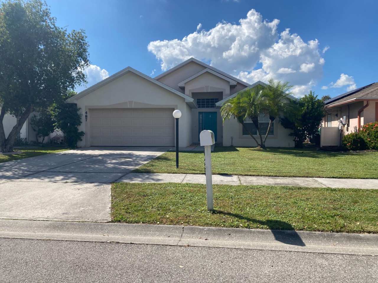 Discover Comfort  Convenience in Shadowmoss Community!