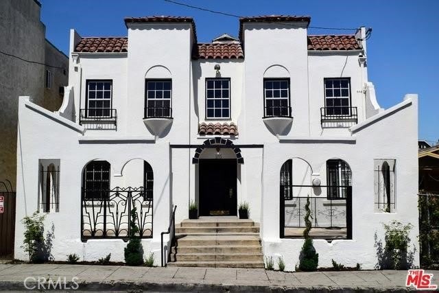 1145 New Hampshire Street S