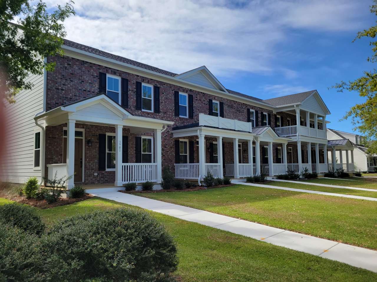 3905 Harkers Way - 1