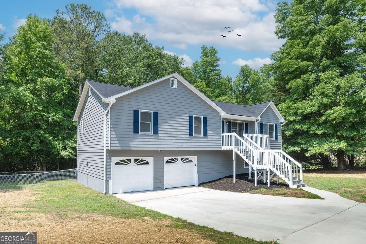 493 Silverthorne Circle