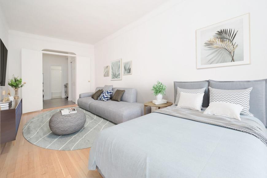 338 East 53rd Street