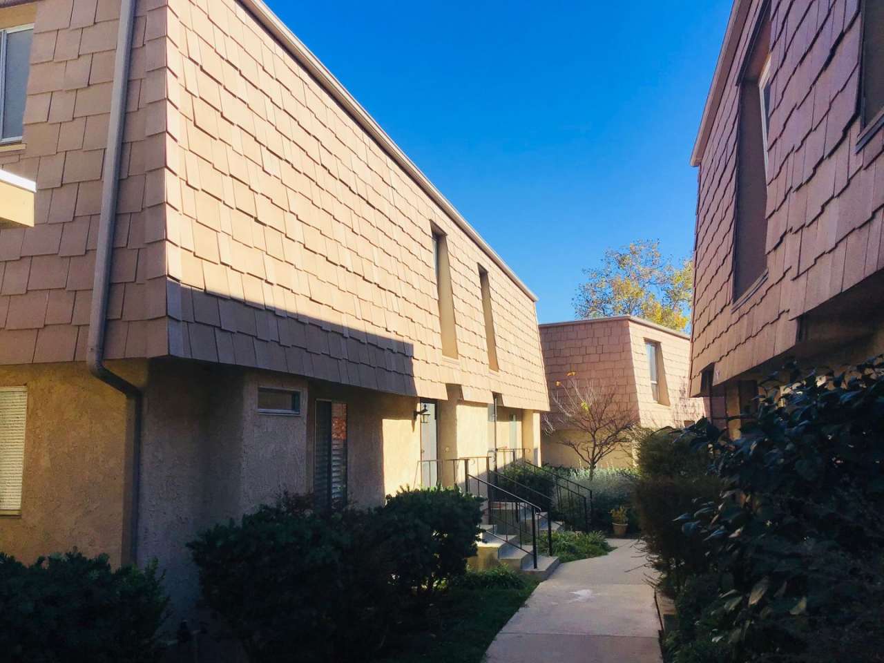 View Liberty Canyon 2+Den