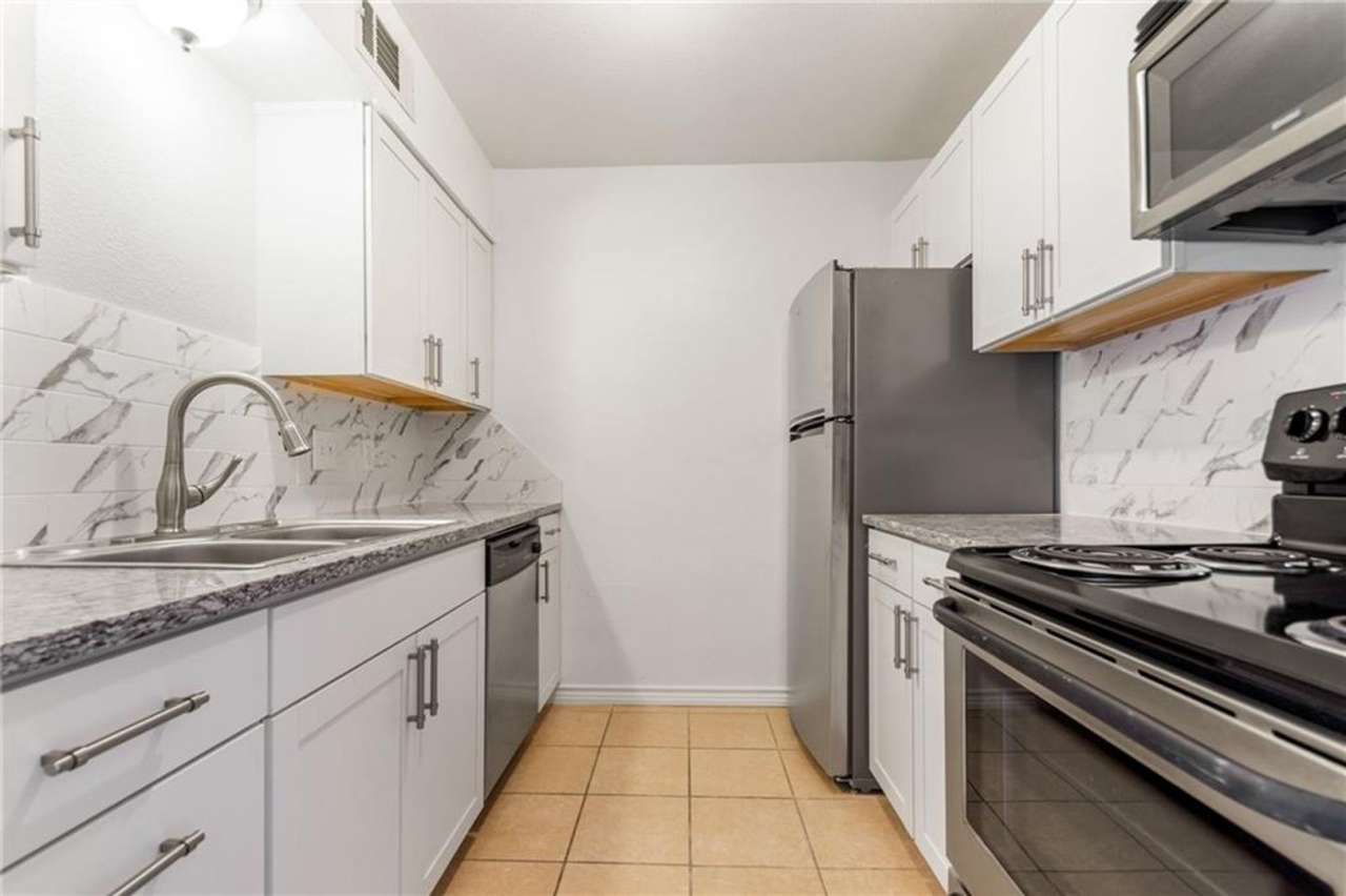 1x1 North Campus @ W 35th St.