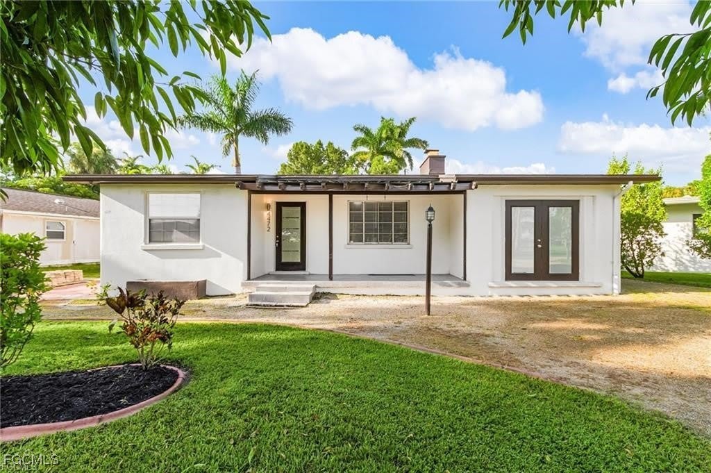 4472 E Riverside Drive