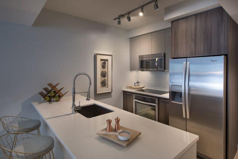9521 Fontainebleau Blvd.