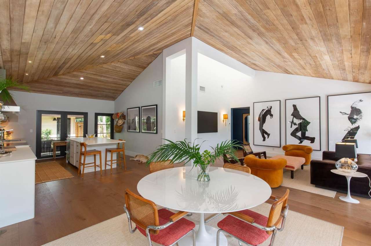 11669 Wimbledon Circle