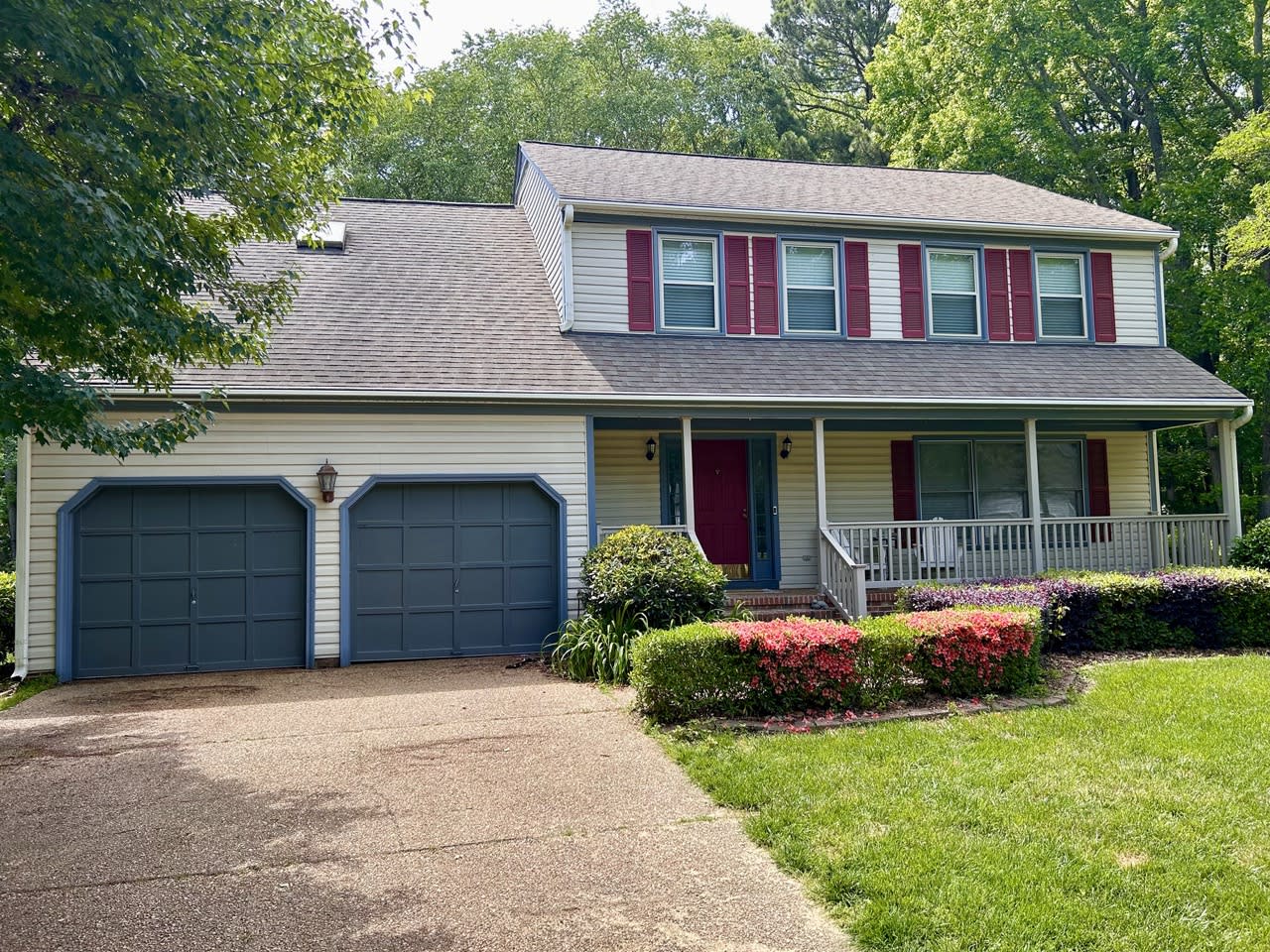 111 Stone Lake Ct