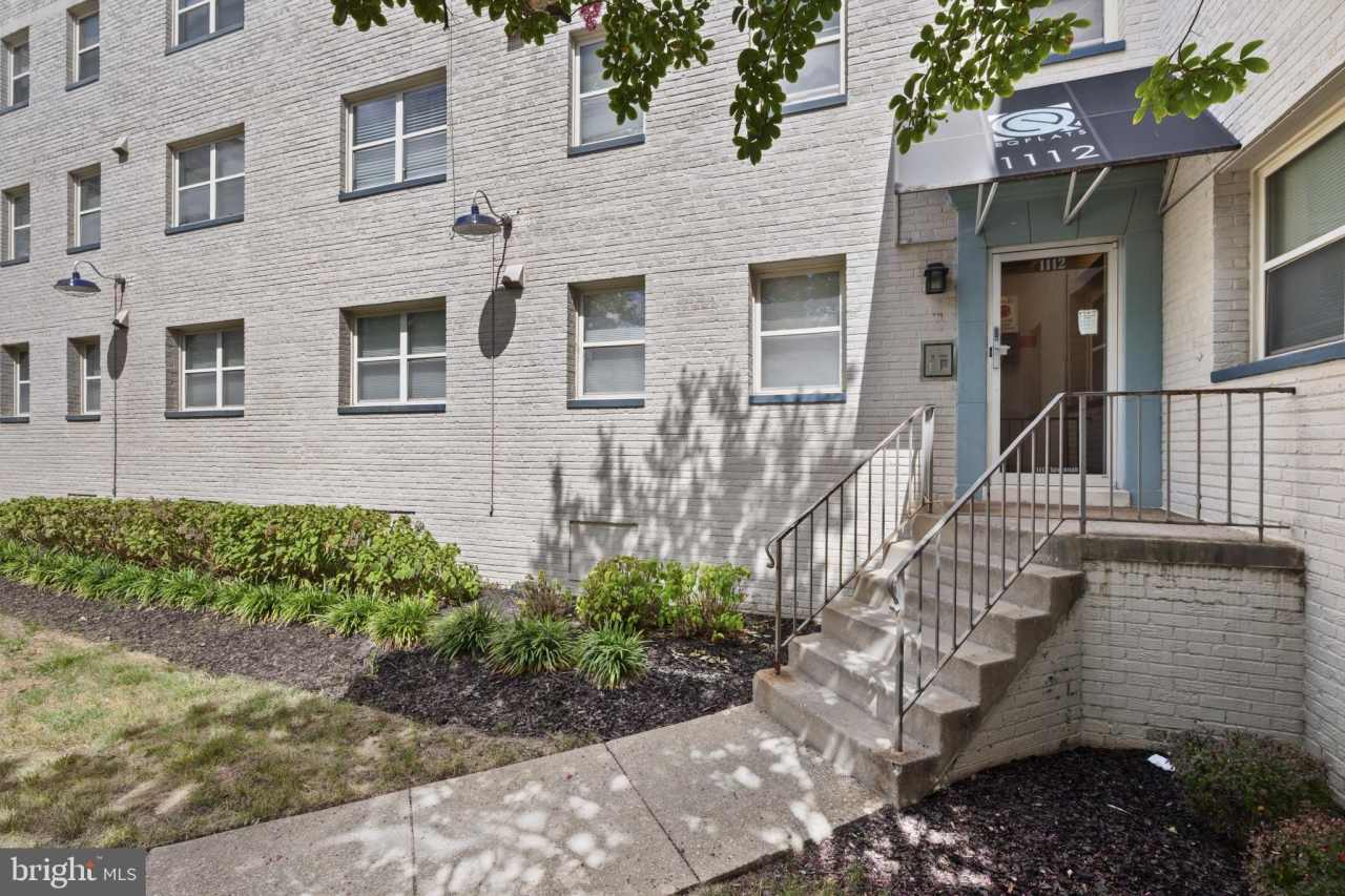 1112 SAVANNAH Street SE unit: 32