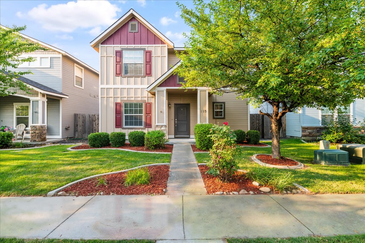 115 W. Lava Falls Street