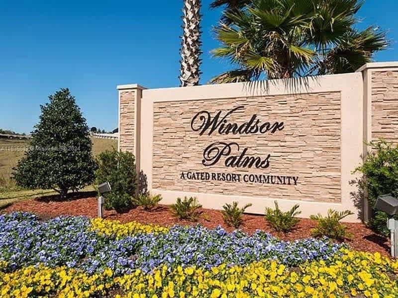 8100 Princess Palm LN