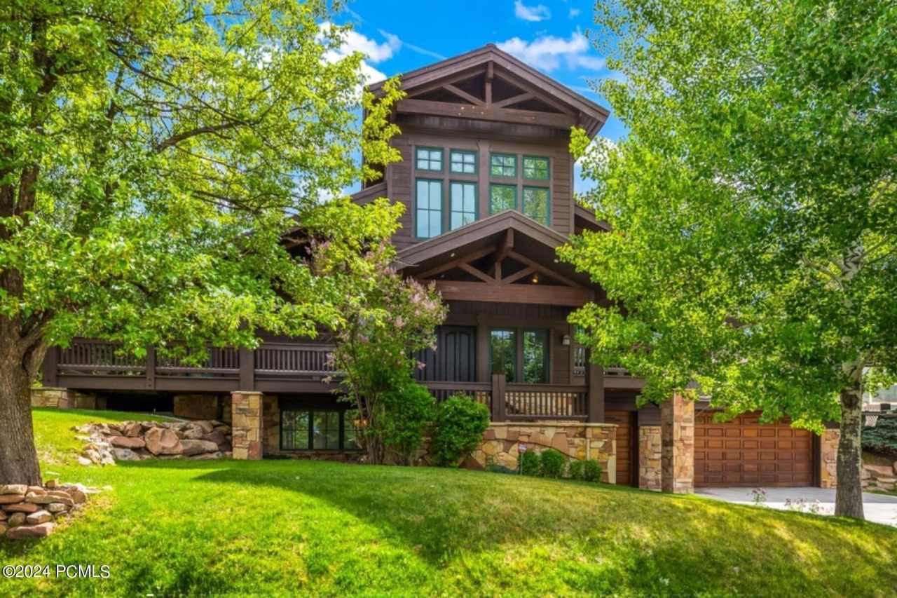 2585 Aspen Springs Drive