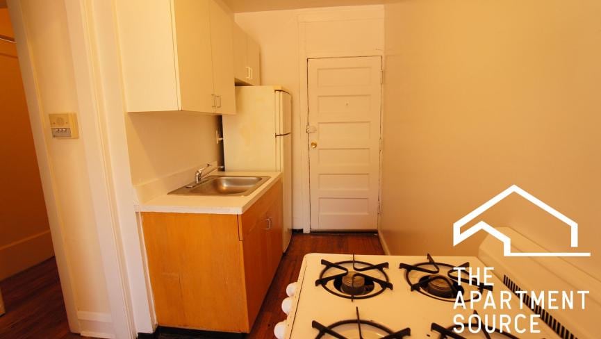 3312 West Schubert Ave.