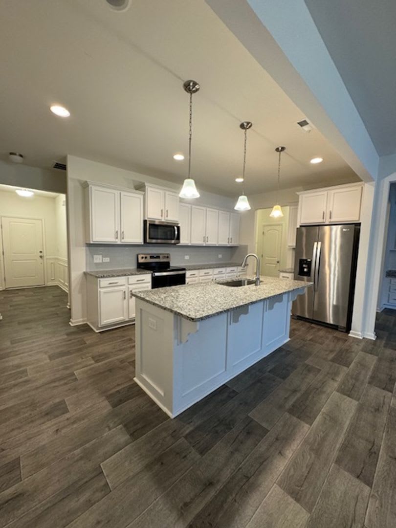 Introducing Your Dream Home: A Spacious 3 Bedroom, 2.5 Bathroom Townhome for Rent