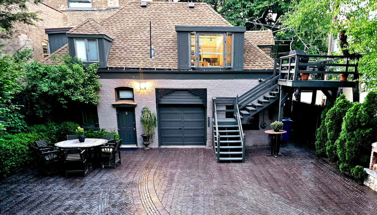 612 West Deming Place