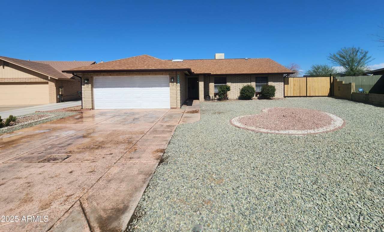 11512 W KANSAS Avenue