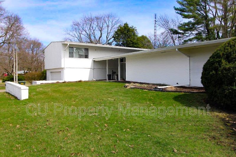 2104 Zuppke Drive