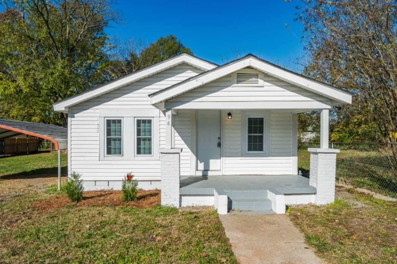 Spacious and Stunning 3-Bedroom, 2-Bath Home on Alabama Street!