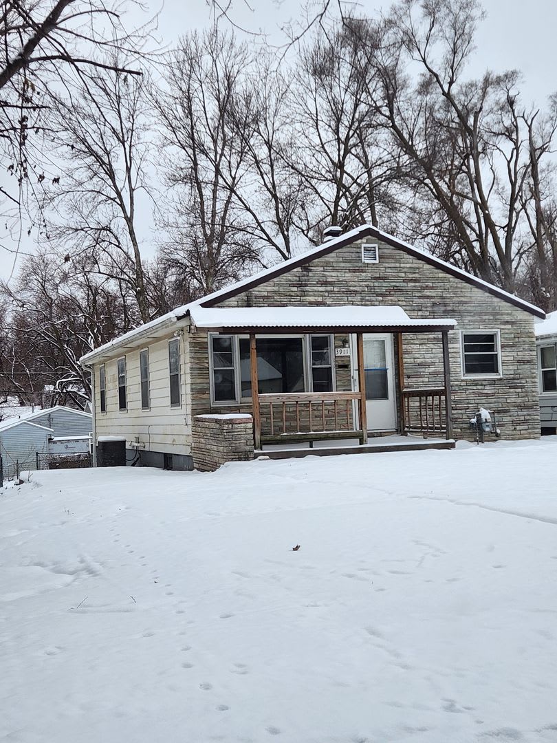 3911 Kansas Avenue Omaha, NE 68111