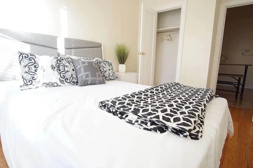 1215 Nostrand Avenue