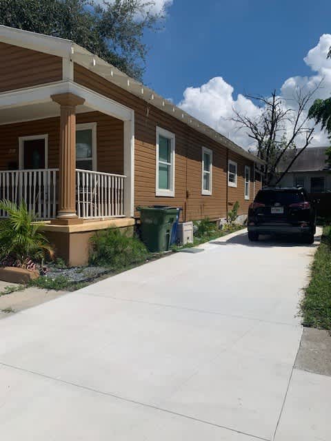 2709 North 17th Street