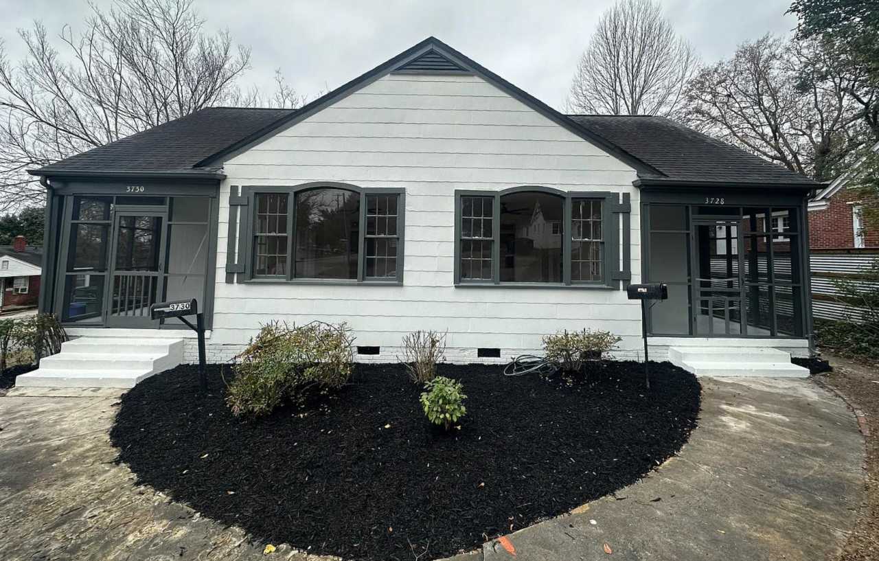 Fully Renovated 1-Bedroom Duplex in the Heart of Shandon – Minutes from USC  Fort Jackson! - 3730 Monroe St.