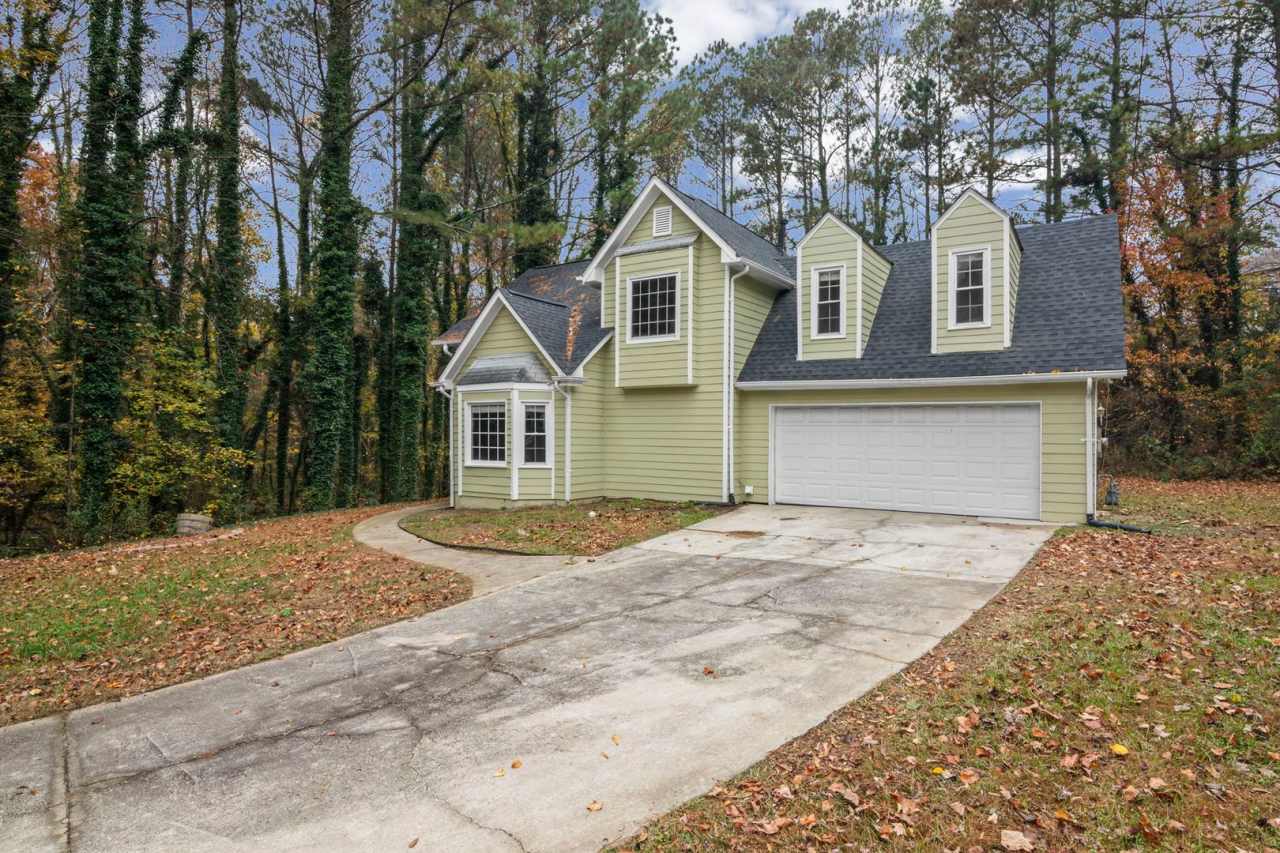 Mableton - For Rent $2000.00 - 4 bedrooms, 2.5 baths