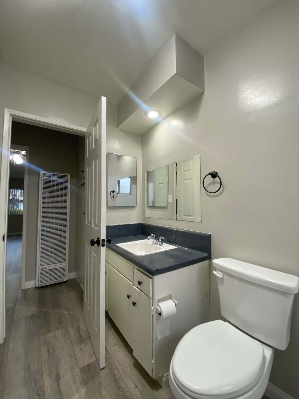 1275 N San Gabriel Ave