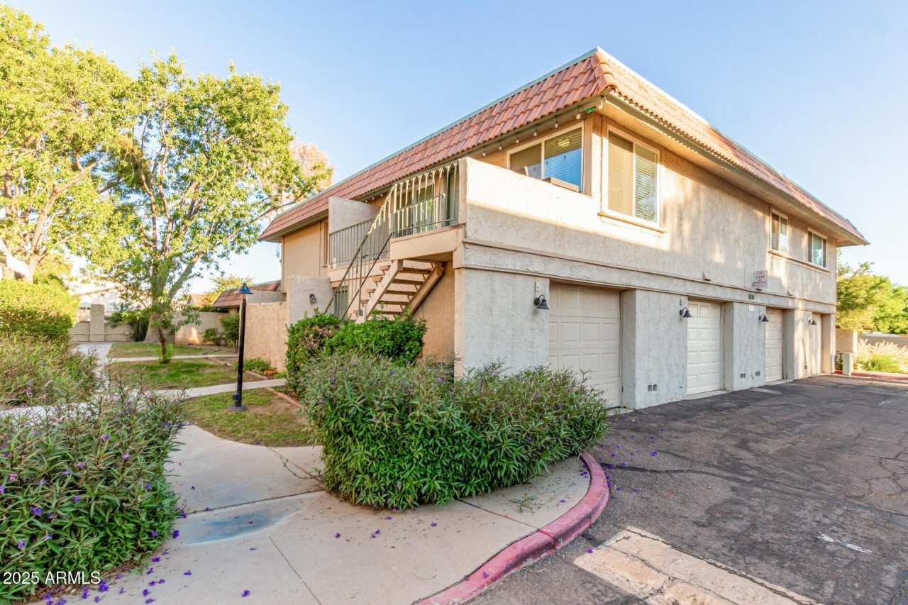 5631 S BOUNTY Court unit: E