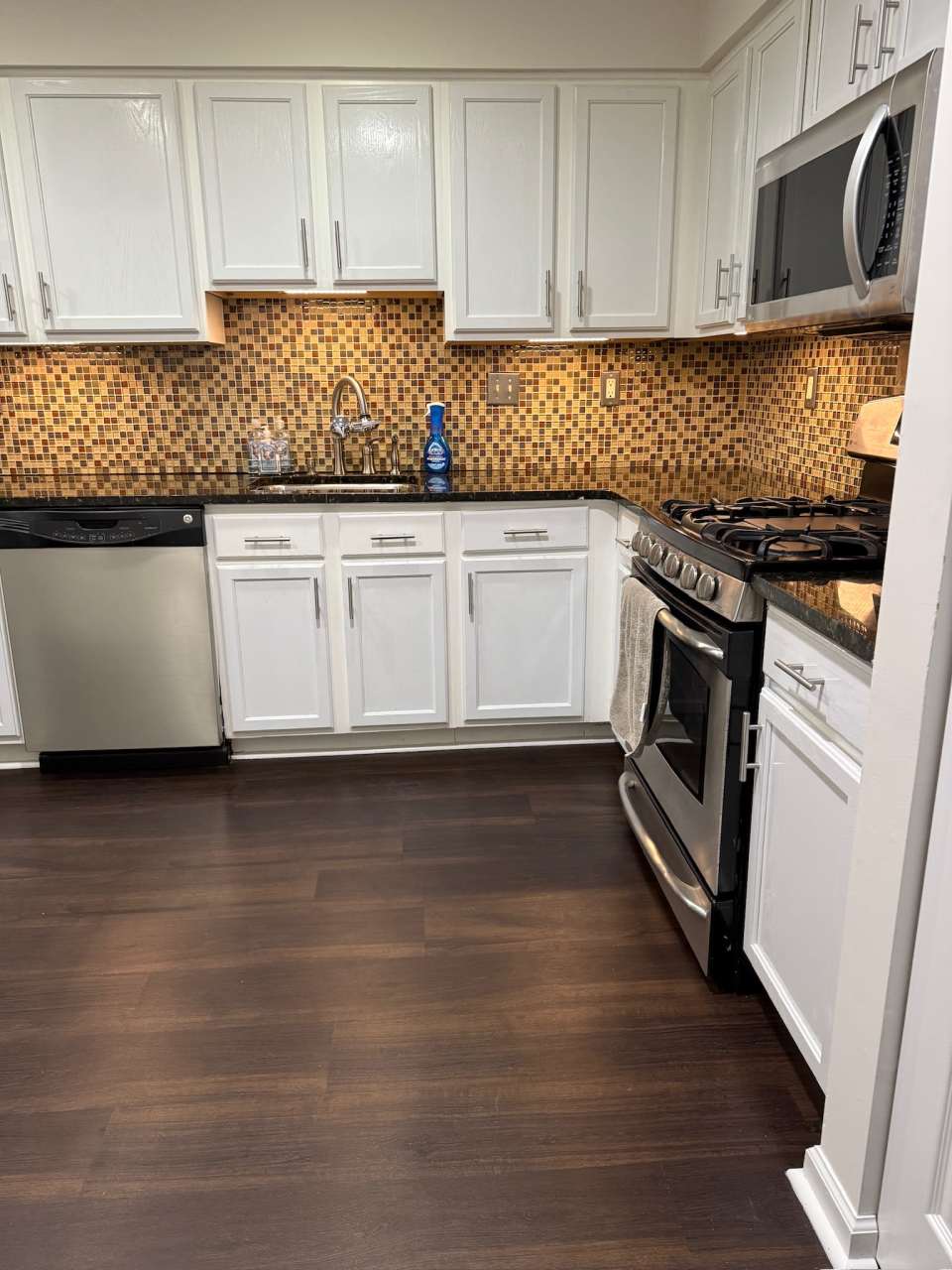 481 Stoneglen Street