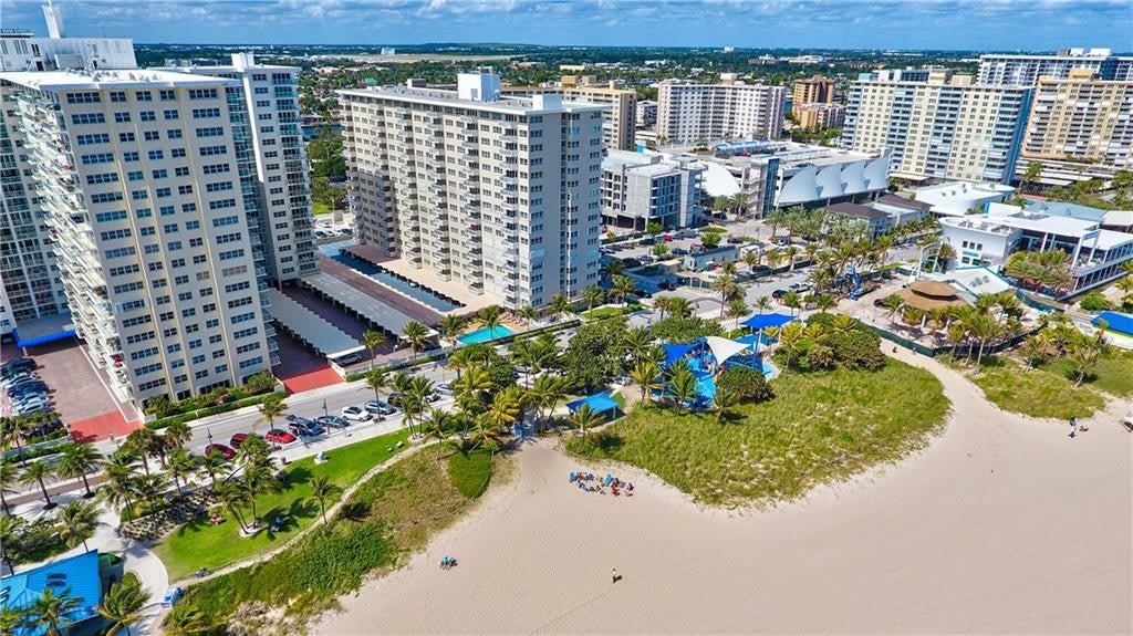 133 N Pompano Beach Blvd