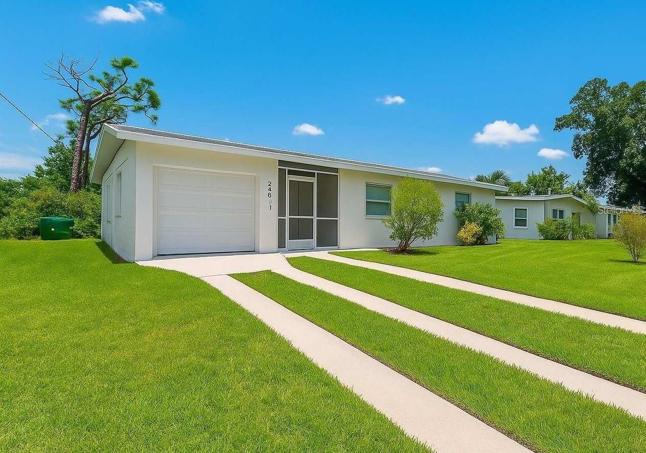 22011 CATHERINE AVENUE