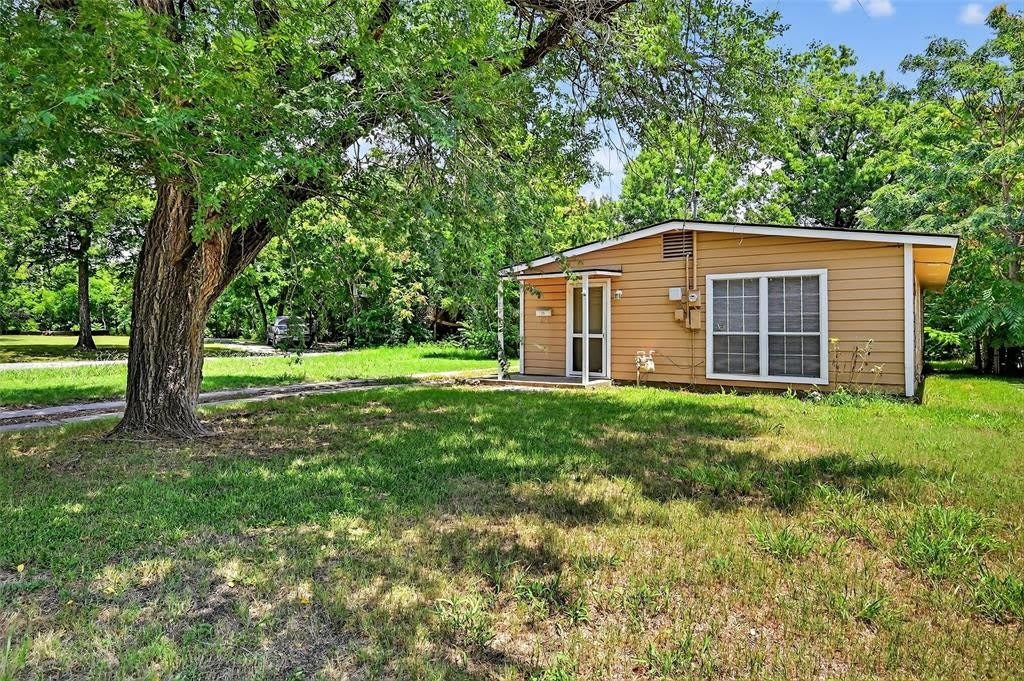 401 S Contemporary Drive