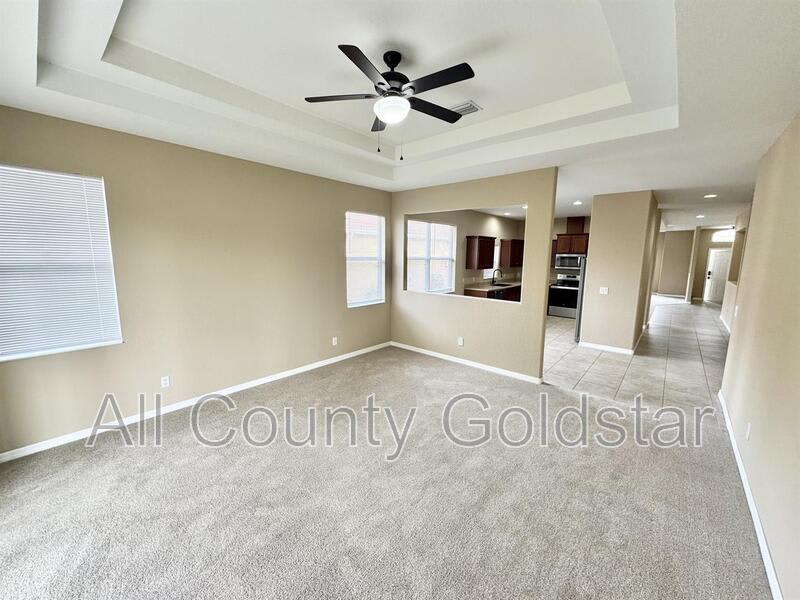 11489 Tinder Ct