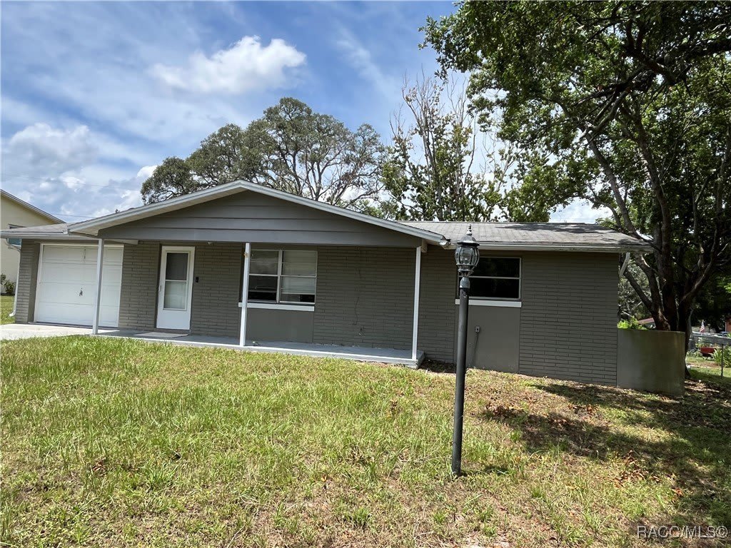 212 S Jackson Street