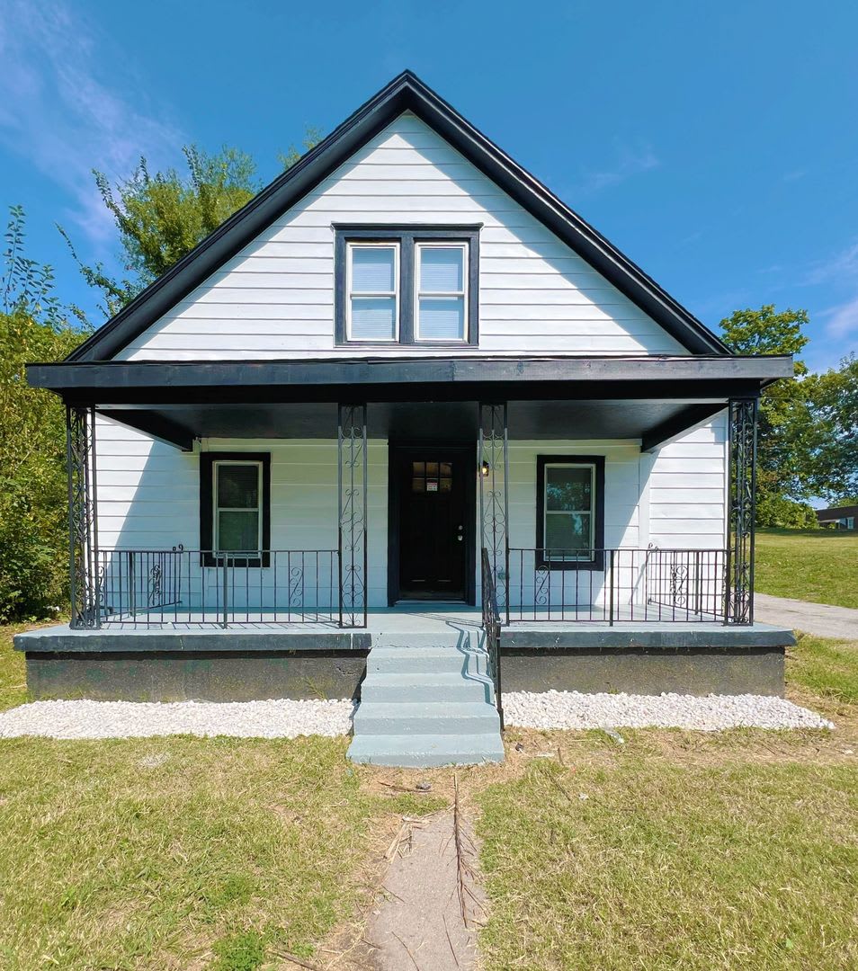 COMING SOON: Cozy 4-Bedroom Home in Kansas City ~ $500 MOVE-IN SPECIAL!