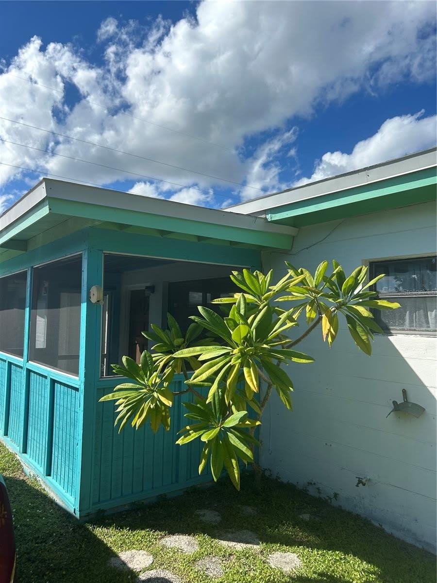 461 S BREVARD AVENUE