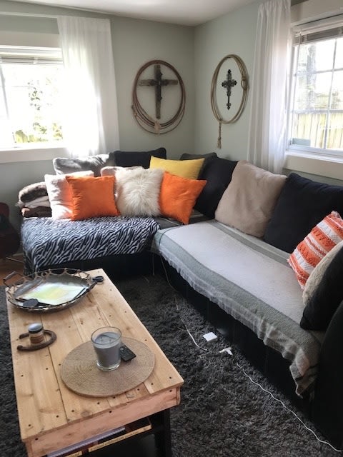 2 Bed/ 1 Bath In the Nations, Off street Parking, Pet Friendly