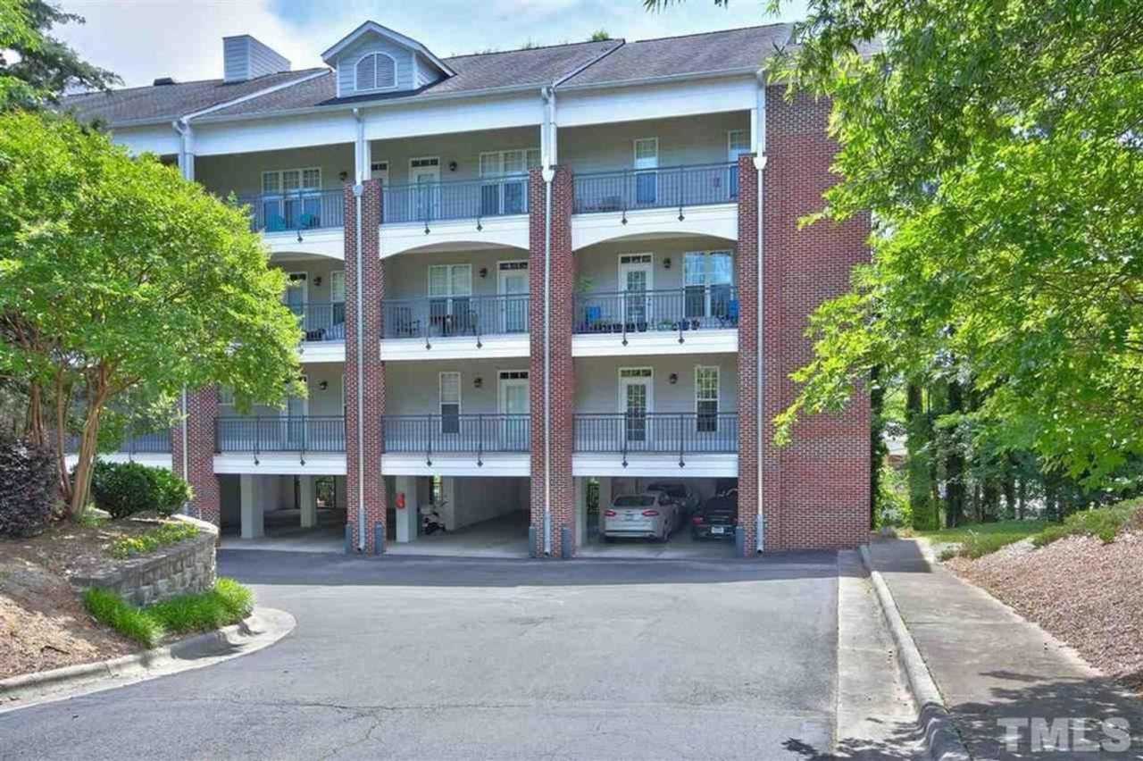 Inviting, modern two bedroom with garage parking, balcony views and a wonderful location in Chapel Hill