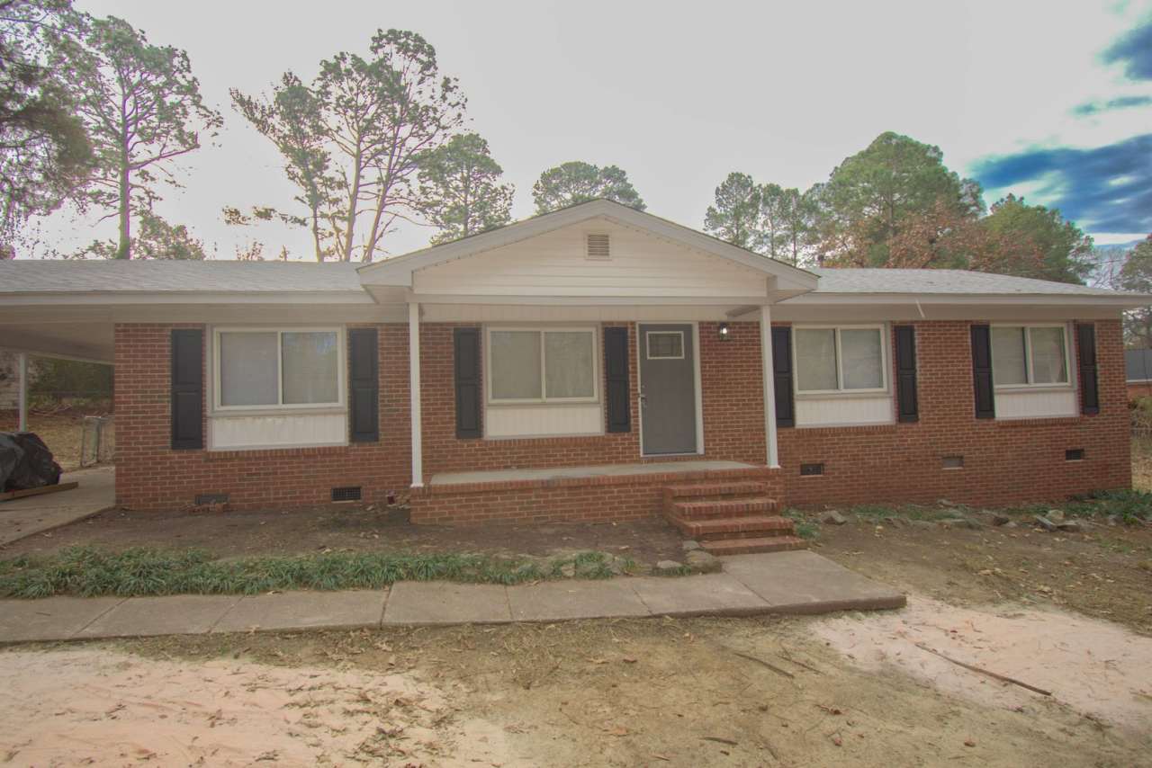 3 Bedroom 2 Bathroom Home- No Pets